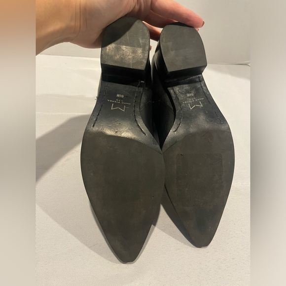 MARC FISHER Yale Pointy Toe Black Leather Chelsea Ankle Booties Women’s 6 1/2 - Picture 4 of 5